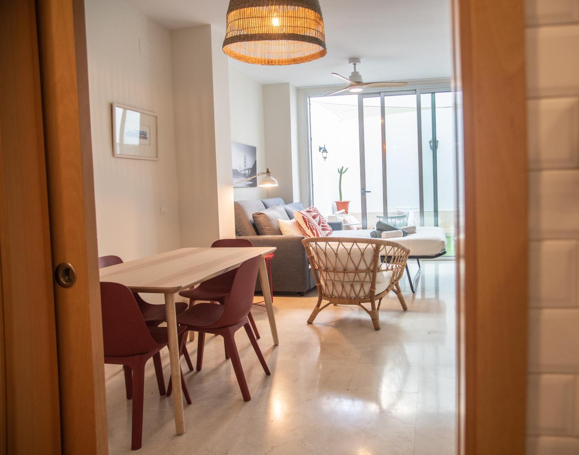 Tentudia Charming Apartments With Private Roof-Top Or Patio In San Bernardo By Ocityzen Sevilla Exteriér fotografie