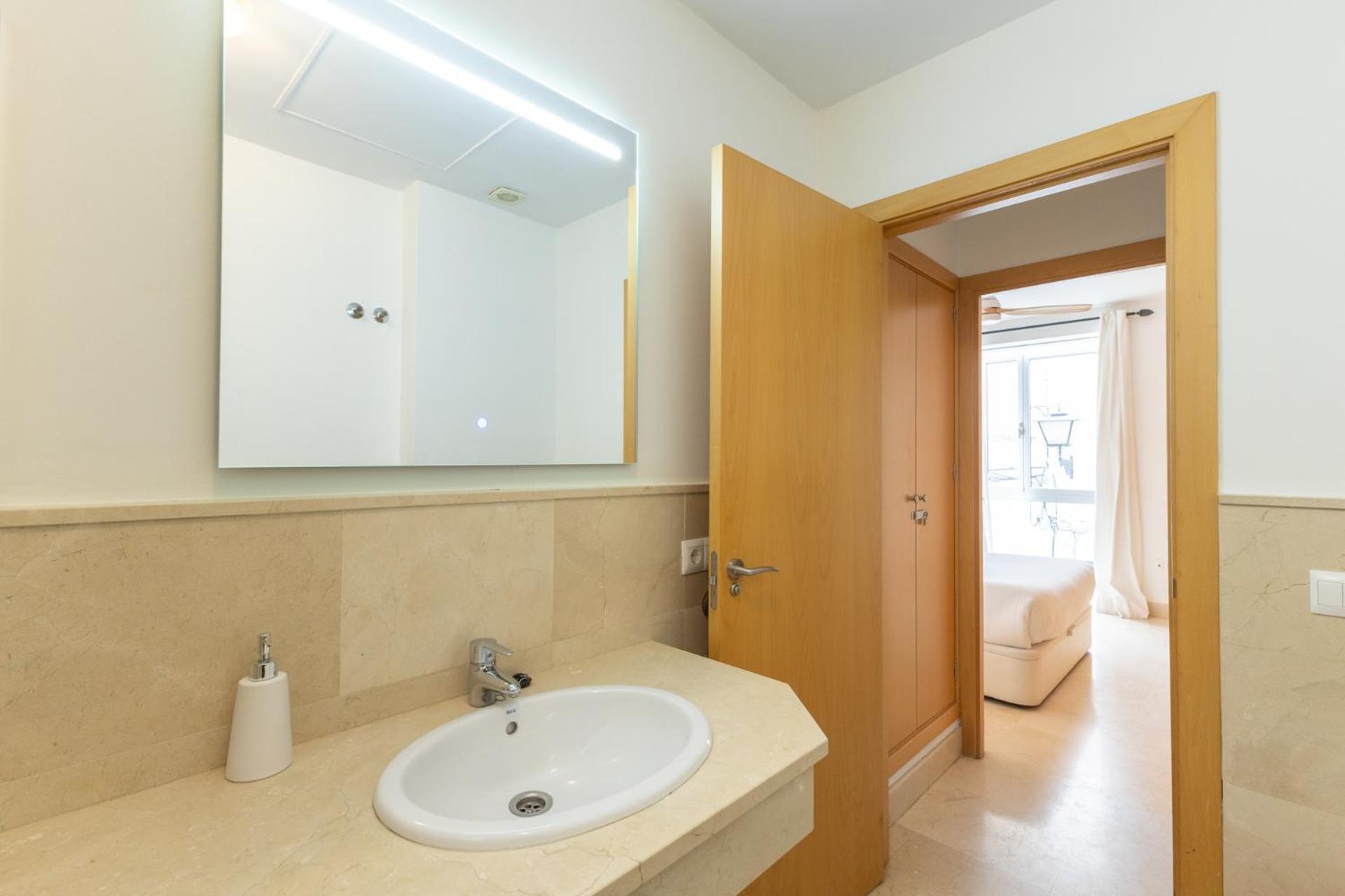 Tentudia Charming Apartments With Private Roof-Top Or Patio In San Bernardo By Ocityzen Sevilla Exteriér fotografie