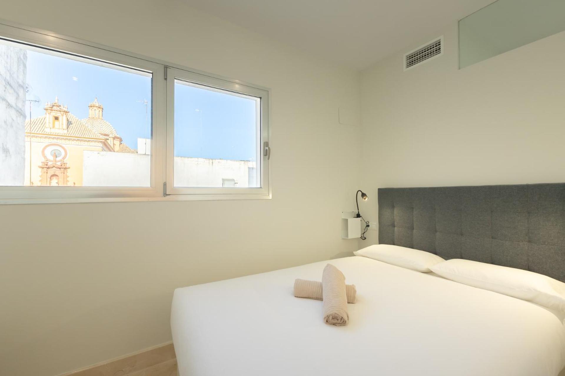 Tentudia Charming Apartments With Private Roof-Top Or Patio In San Bernardo By Ocityzen Sevilla Exteriér fotografie