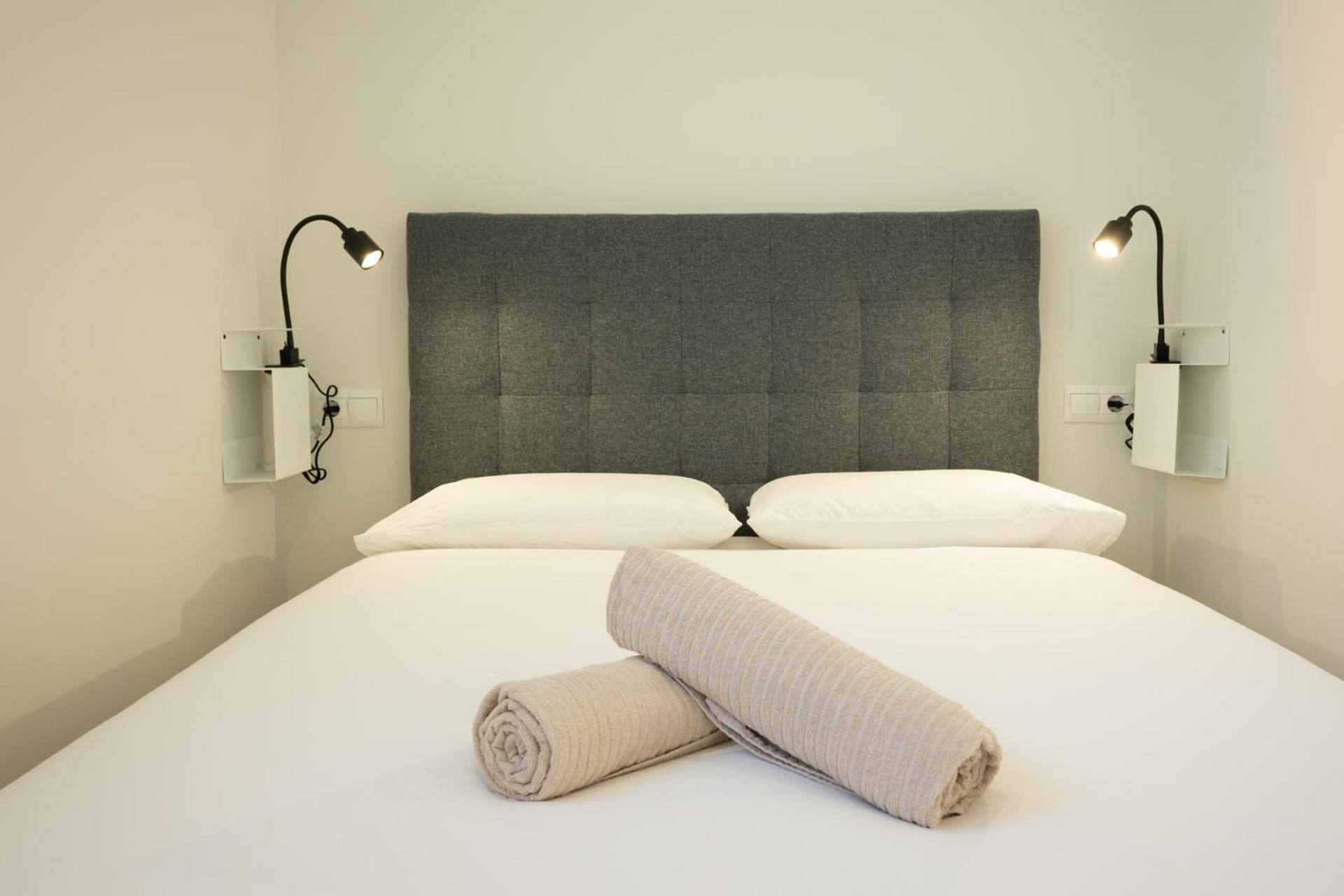 Tentudia Charming Apartments With Private Roof-Top Or Patio In San Bernardo By Ocityzen Sevilla Exteriér fotografie