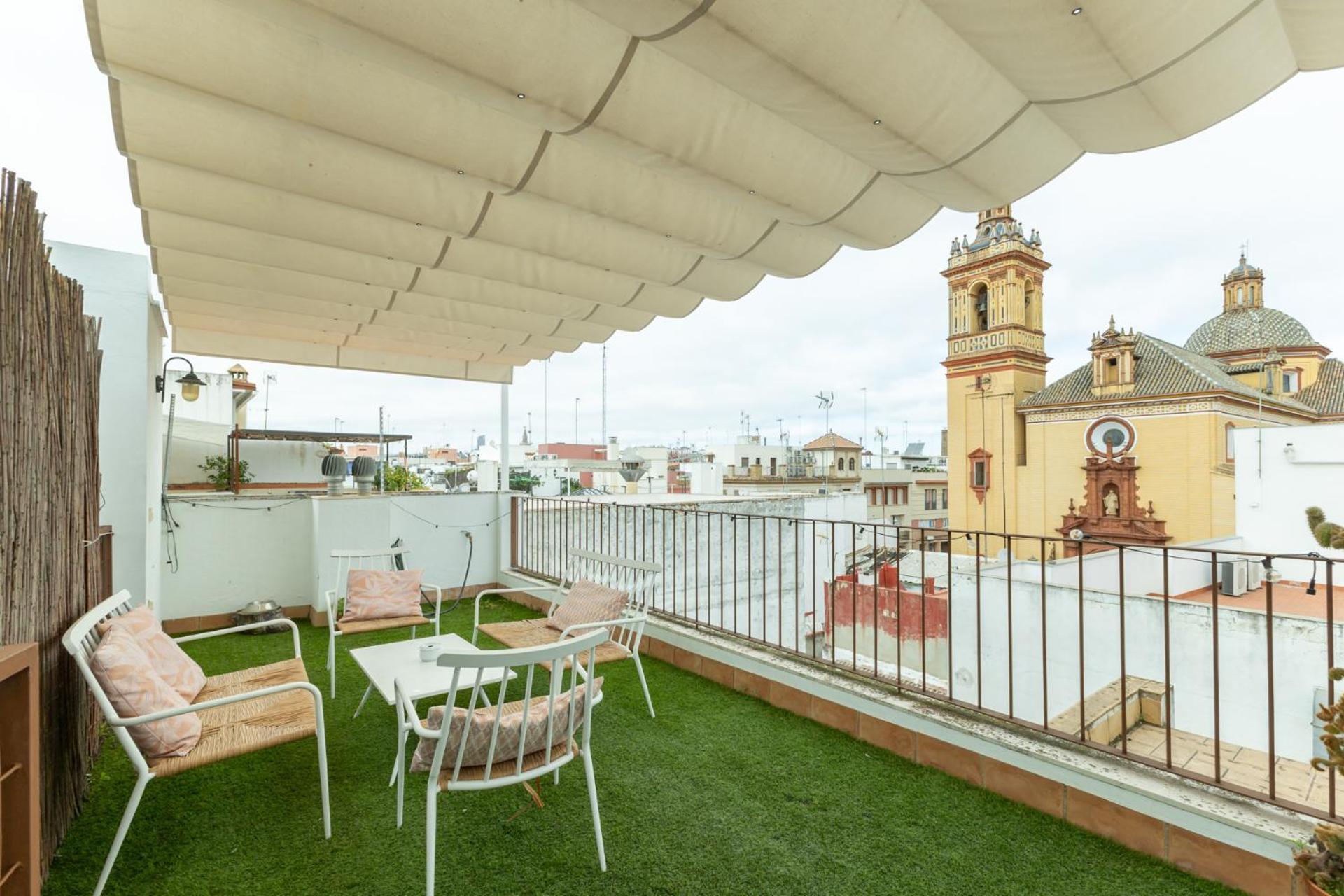 Tentudia Charming Apartments With Private Roof-Top Or Patio In San Bernardo By Ocityzen Sevilla Exteriér fotografie
